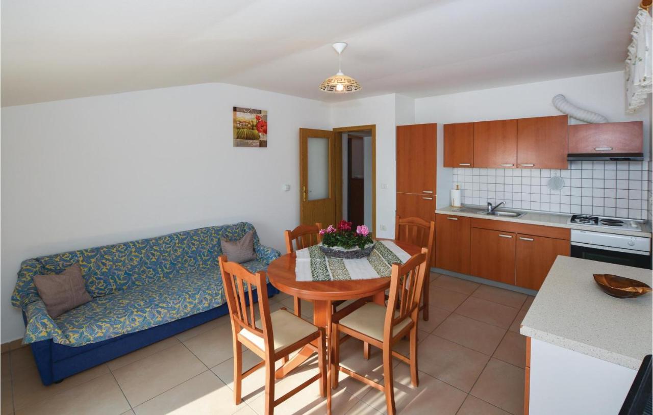 2 Bedroom Amazing Apartment In Portoroz Exterior photo
